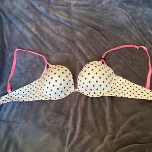 Victoria’s Secret Push up bra 36D